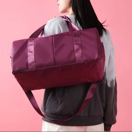 Waterproof 50L Travel Duffel Weekender Bag For Gym And Swim