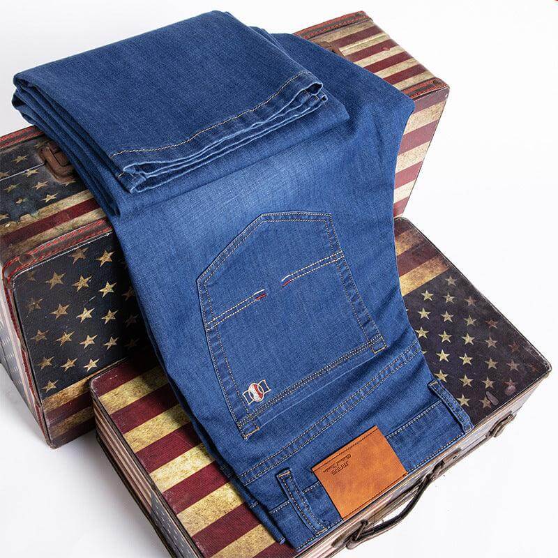 Men's Stretchable Loose-Fit Jeans with Slimming Design