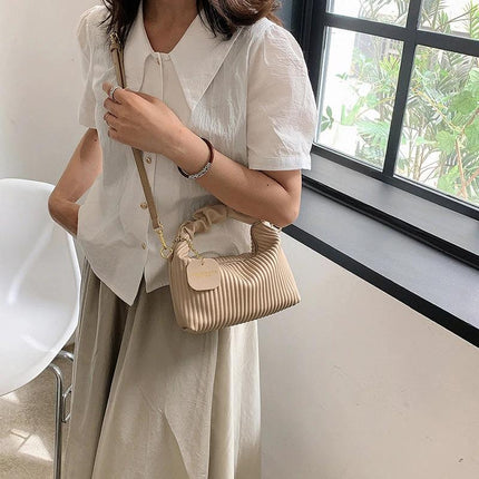 Small Pleated Cloud Crossbody Bag For Everyday Casual Use
