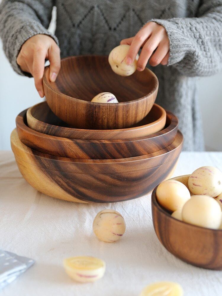 Handcrafted Acacia Wood Bowls for Elegant Tableware