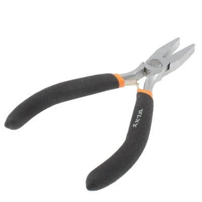 4.5 Inch Flat Nose Pliers For Jewelry Making And Crafting — 4.5 inch short black-grip flat nose pliers for precise bends and wire straightening