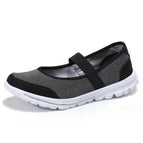 767 Black / 35