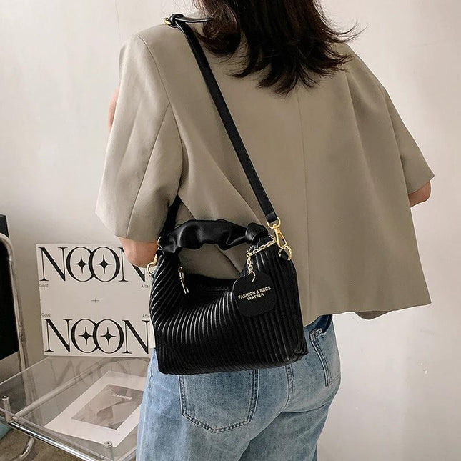 Small Pleated Cloud Crossbody Bag For Everyday Casual Use