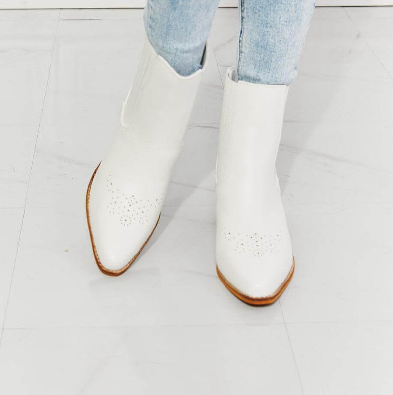 MMShoes Love the Journey Stacked Heel Chelsea Boot in White