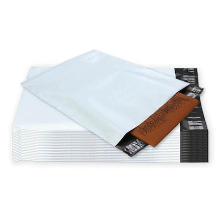 Air Column Cushion Mailing Bag 17 x 25 cm for Shipping showing white air-column mailer with sample product inside, lightweight protective shipping sleeve
