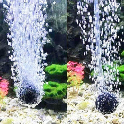Aquarium Oxygen Bubble Stone Set With Assorted Sizes 3 to 13 cm showing aerating ceramic bubble stones releasing streams of bubbles in freshwater tank