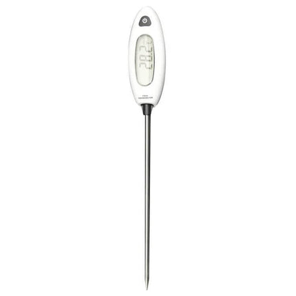 Benetech LCD Display Food Thermometer For Cooking And Grilling showing probe and clear LCD reading for meat and grill temps