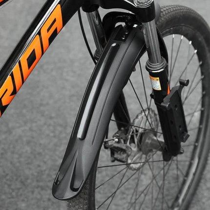Bike Fender Set For MTB Front And Rear Quick Release Mudguards installed on 26–29 inch mountain bike front wheel, black PP plastic mudguard
