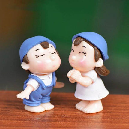 Lovers Smile Garden Miniature Ornaments for Dollhouse Landscaping Blue - pair of blue-capped smiling boy and girl figurines for miniature gardens