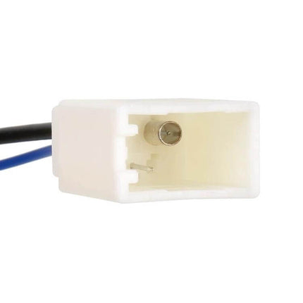 Toyota Radio Antenna Adapter Cable, 30cm Direct Plug In - white plastic connector close-up showing plug and wiring
