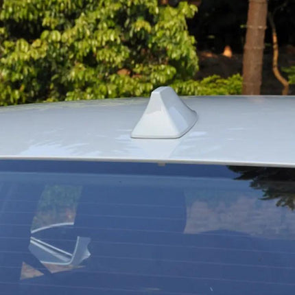 Universal Shark Fin Car Antenna for Radio Signal Enhancement | Syndmart