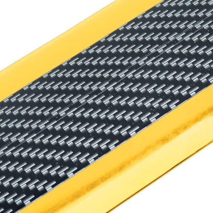 Universal Carbon Fiber Car Door Threshold Decoration Strip in Gold, 5CM x 2M