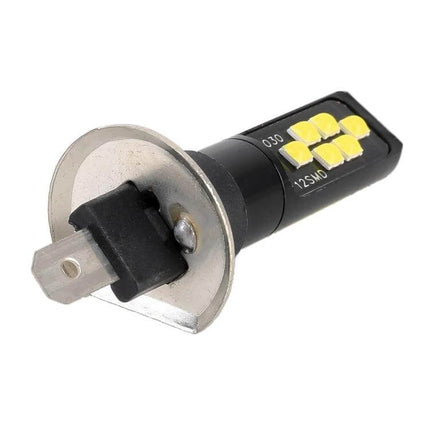 White Car Fog Light 2 Pack For Everyday Night Driving - LED fog light bulb 2-pack close-up showing 12 SMD chips and metal base
