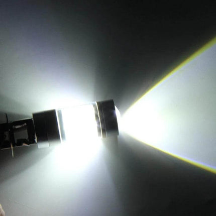 Alt Tag: H3 Car Fog Light Bulb 12V For Foggy Day Driving Set bright white beam close-up showing light pattern and bulb
