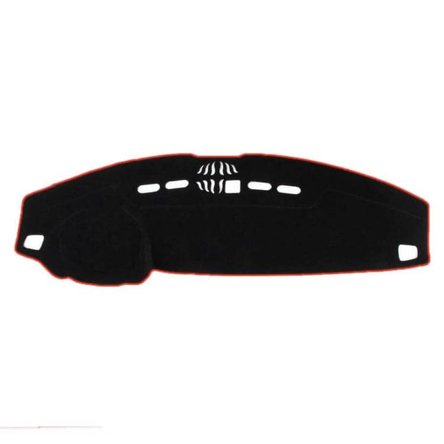 Land Rover Discovery 4/3 Instrument Panel Sunscreen Cover custom-fit dashboard protector reduces glare and heat buildup for outdoor parking