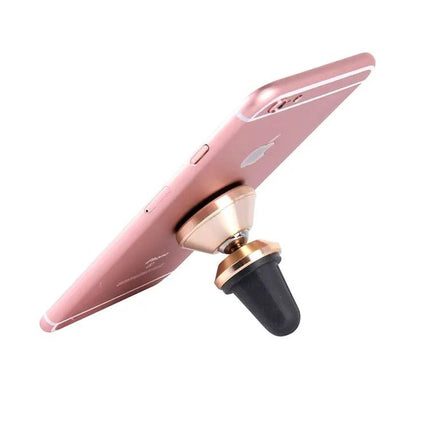Convenient Steering Wheel Mount for Smartphone Use While Driving