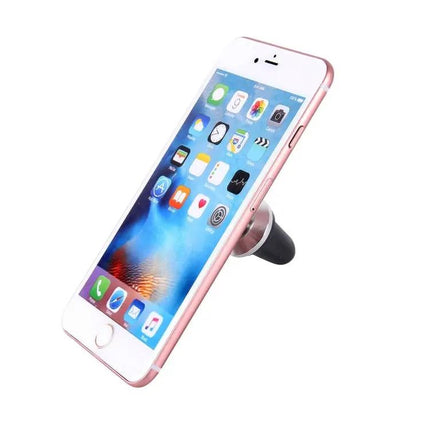 Convenient Steering Wheel Mount for Smartphone Use While Driving