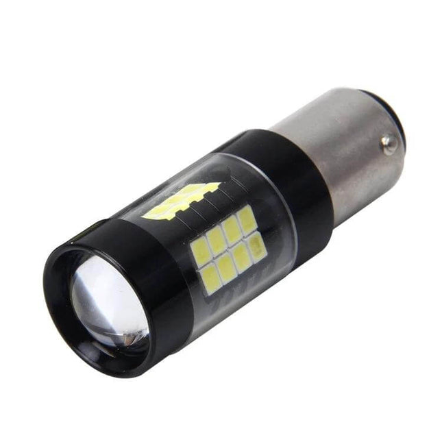 Led Car Bulb For Brake And Reversing Lights 12V White compact plug-in LED bulb for brake and reverse lights, white illumination, easy install