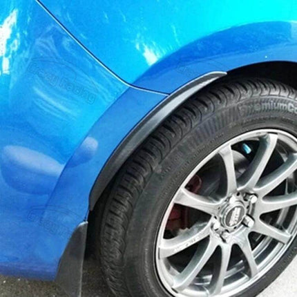 Rubber Fender Guards for Car Scratch Protection, Set of 2, 24cm installed on blue car wheel arch to prevent door dings and scratches