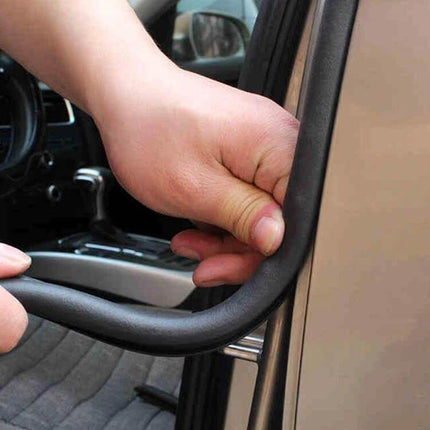 80cm B-Shaped Rubber Chrome Car Decorative Strip for Doors being flexibly applied to a car door edge to protect against scratches