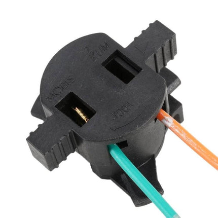 H7 Tail Lamp Holder for Mitsubishi Outlander and Hyundai Tucson - black H7 bulb stabilizer connector with green and orange wires