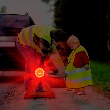 Portable Car Emergency Flashing Warning Light for Road Use — Compact roadside hazard signal visible at night