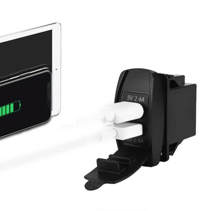 Car USB Charger Double-Sided For Phones On The Go Everyday compact dual USB car charger 5V 2.4A charging phones and tablets