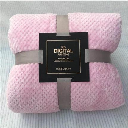 Coral Fleece Blanket For Everyday Comfort 150x200cm - Soft Pink coral fleece micro plush, machine washable, lightweight for spring and autumn