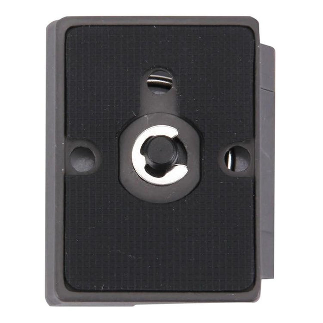 Fittest Aluminium Alloy Quick Release Plate for Manfrotto Tripod Heads - top view of black aluminum camera quick release plate with rubber pad