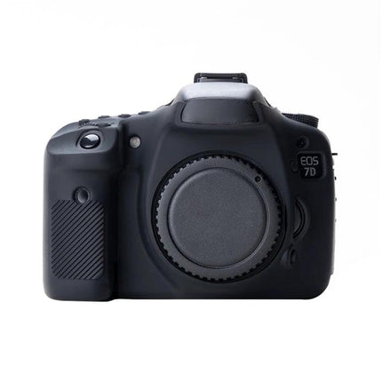 Protective Soft Silicone Case for Canon EOS 7D, Ideal for Daily Use - black silicone protective cover on Canon EOS 7D body