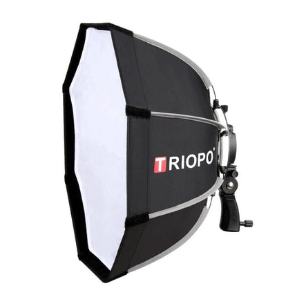 Triopo 90cm Octagon Softbox for Flash Photography Diffusion attached to a speedlight, showing 8-pole metal frame and white diffusion panel
