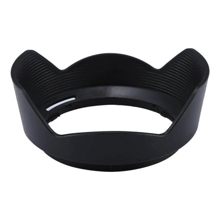 Lens Hood for Nikon Cameras, Shields from Stray Light and Debris — black petal-shaped PVC lens hood protecting against flare and debris