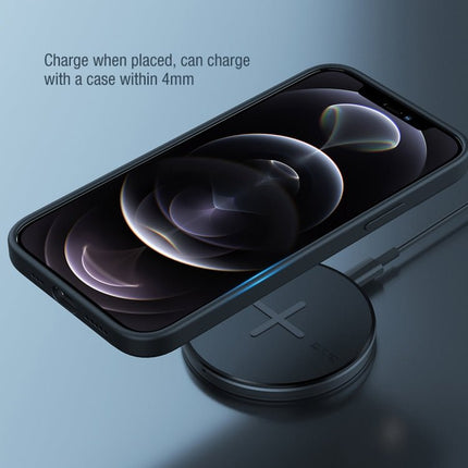Nillkin MC026 Portable Wireless Charger 10W Fast Charge With Smart Chip charging smartphone with case within 4mm, anti-slip FOD safety