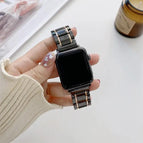 7 45mm / 6 & SE & 5 & 4 44mm / 3 & 2 & 1 42mm / Black + Rose Gold