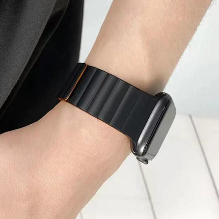 Mutural Moran Silicone Magnetic Apple Watch Strap 38-45mm