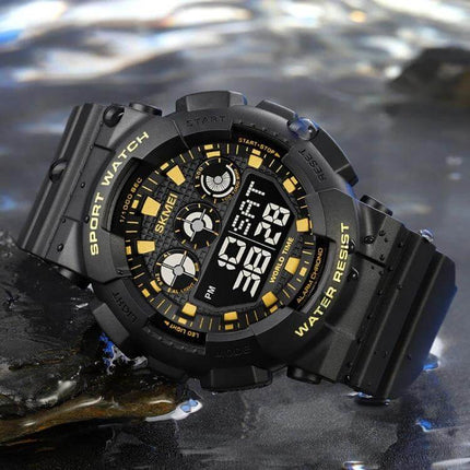 SKMEI Waterproof Electronic Watch for Daily Timekeeping and Alarms black sport watch with water droplets, digital-analog display, alarm and timer features