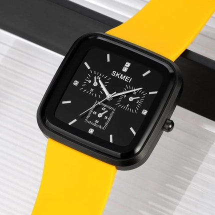 SKMEI Silicone Strap Waterproof Quartz Watch for Everyday Timekeeping – black square dial with yellow silicone strap, water-resistant casual timepiece