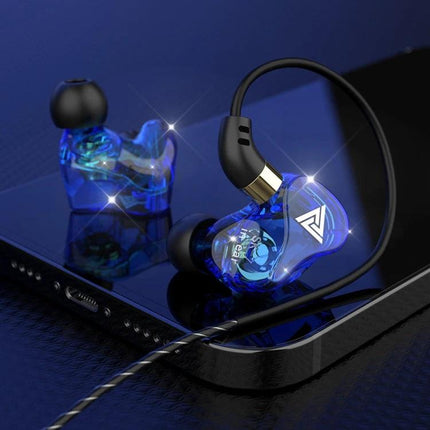 Wired In-Ear Earphones With Mic And 3.5mm Jack For Daily Use – blue ergonomic earphones on phone, clear audio cable
