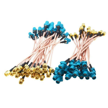 20cm Antenna Extension Cable for Navigation Systems with SMA male to Fakra male connectors, copper wires and blue Fakra boots