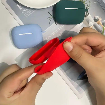Silicone Case with Buckle for Everyday Earphone Protection