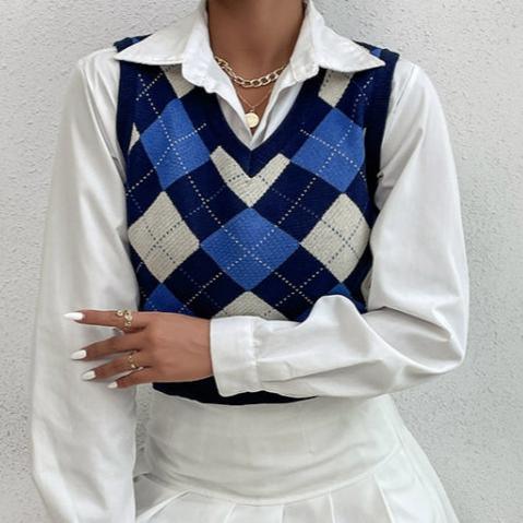 Chic Plaid Knit V Neck Crop Sweater Vest for Women