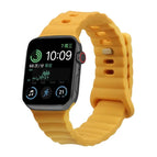 For Apple Watch Series 8&7 41mm / SE 2&6&SE&5&4 40mm / 3&2&1 38mm / Yellow