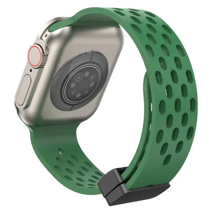 Magnetic Clasp Silicone Apple Watch Band 41mm For Series 7/8