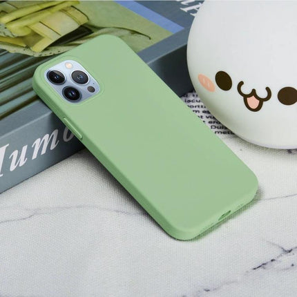 Silicone Phone Case For Daily Use, Slim Protective Cover For Everyday Phone Handling On The Go - slim green silicone case with soft flannel interior