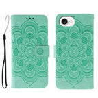 For iPhone 16e / 17e / Green