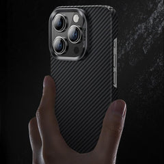 Kevlar Carbon Fiber Shockproof Case with MagSafe for iPhone 15 Pro Max