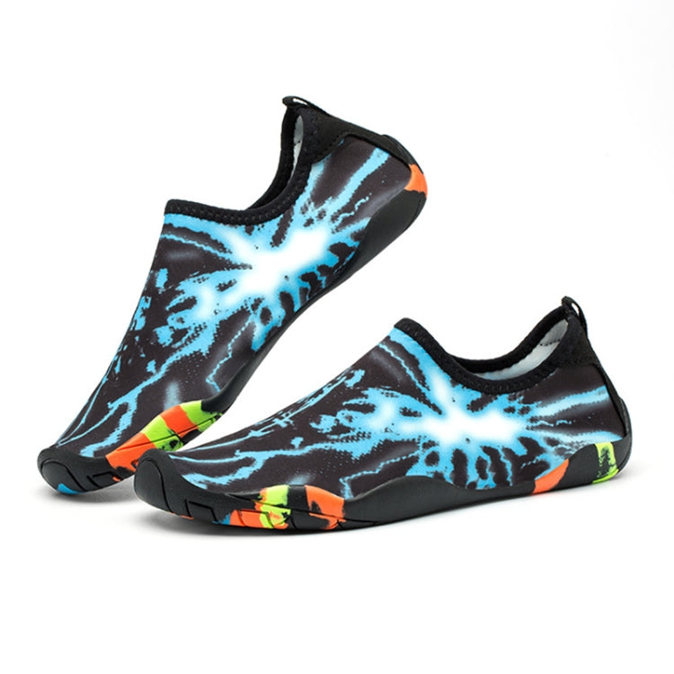 Men's Non-Slip Thick Bottom Beach and Diving Shoes with Printed Design, Sizes 45-46