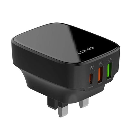 LDNIO Charger for Travel and Daily Power Needs compact black multi-port travel charger with UK plug and USB‑C/USB ports