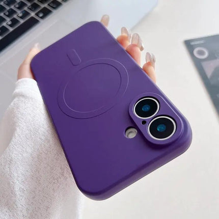 Daily Silicone Phone Case for iPhone 16 Everyday Protection | Syndmart