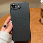 For iPhone 17e / 16e / Black